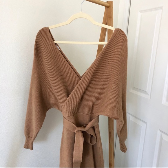 Selfie Leslie Beige Cameo Batwing Knit Midi Dress - Picture 5 of 7